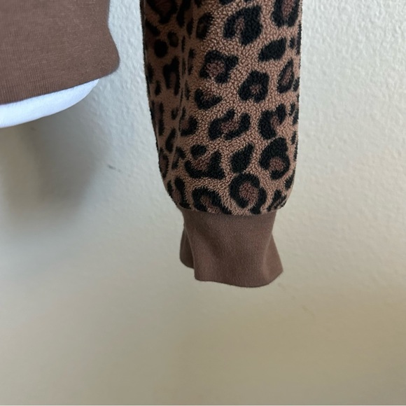 Nike leopard sweatshirt women’s - Picture 5 of 9